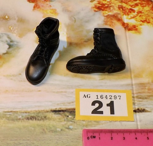 Scale modern swat boots - scale,